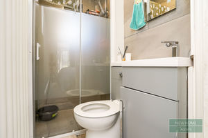 Photo 14- click for photo gallery